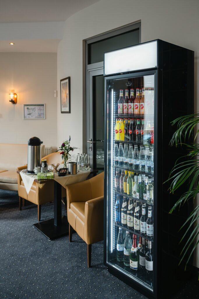 Getränke-Kühlschrank in der Lobby